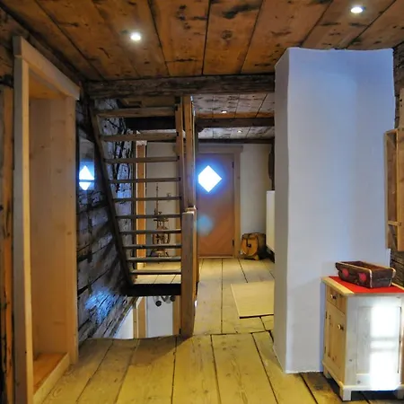 Seina-zeit Ferienhaus *